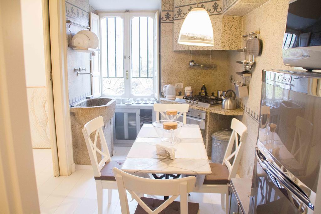 White Borgo Roma