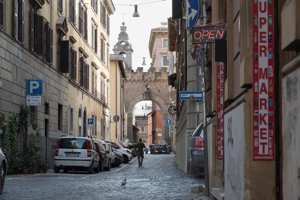 White Borgo Roma