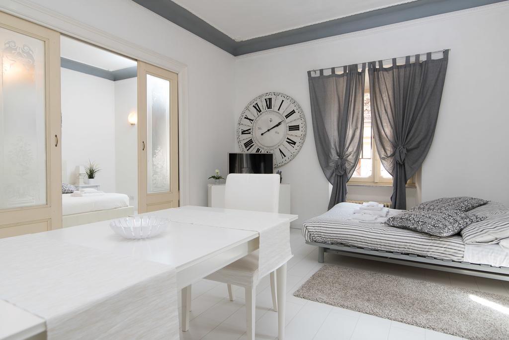 White Borgo *